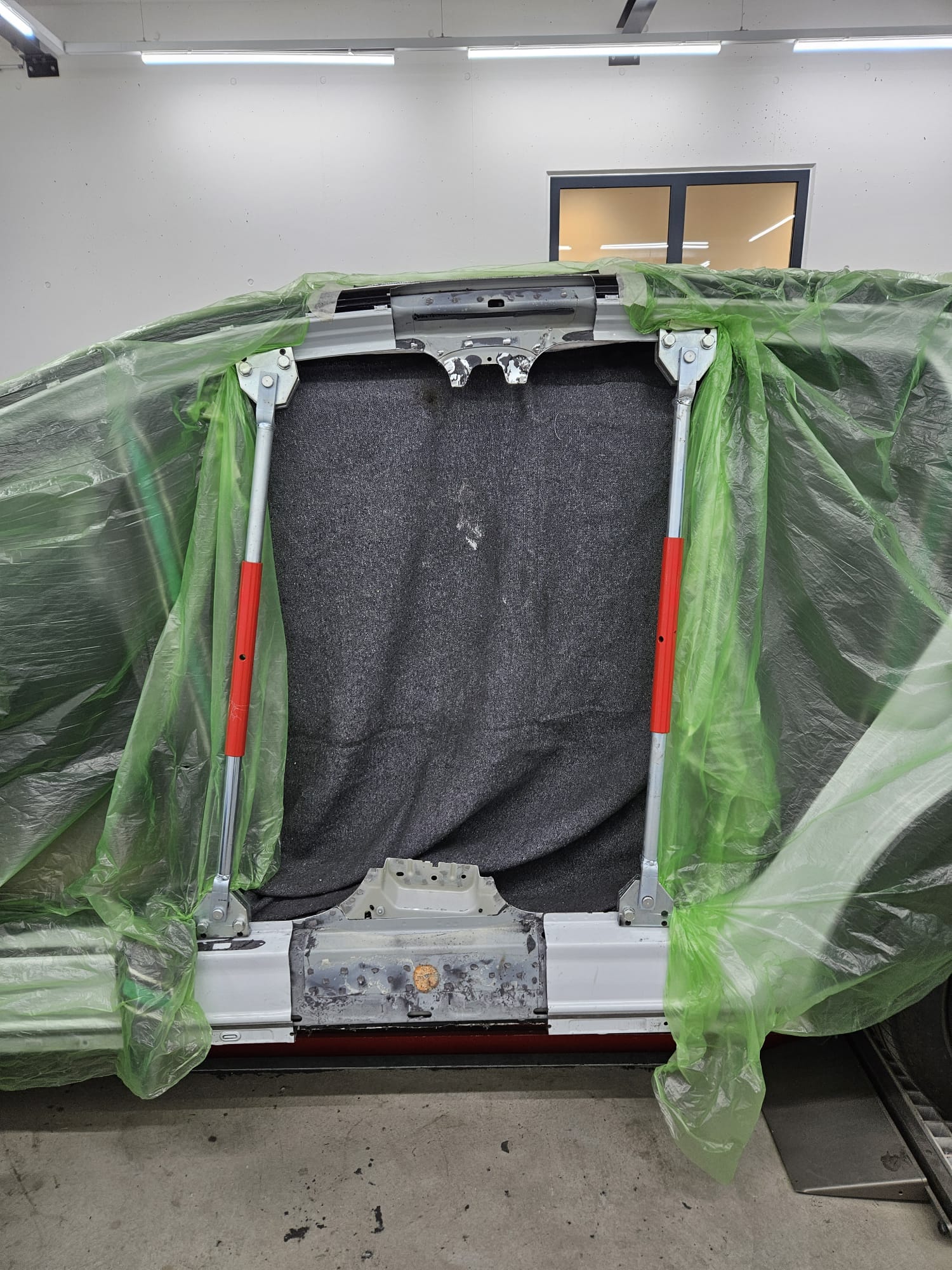 VW ID4 Elektro B-Säule Neu